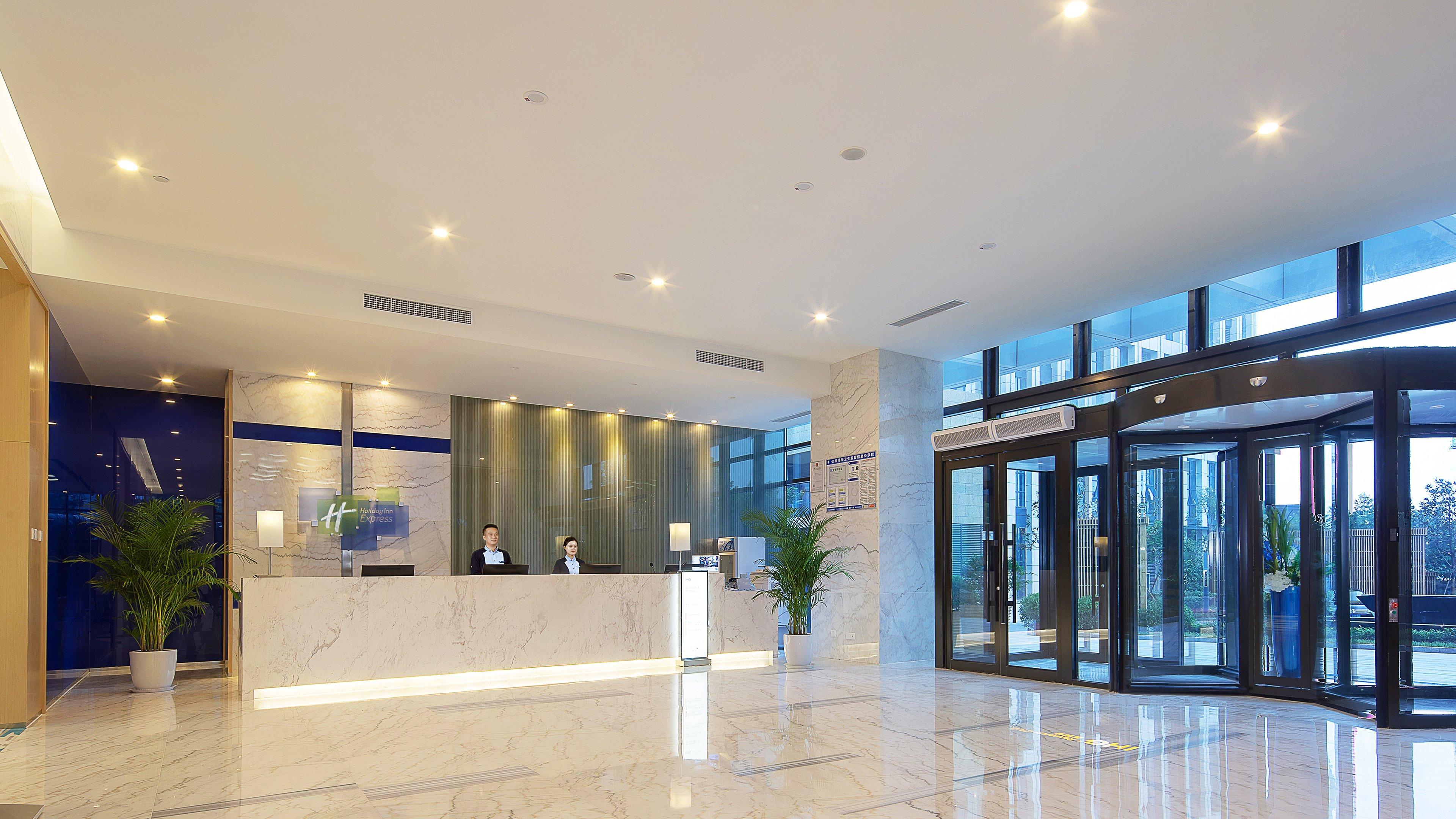 Holiday Inn Express - Qingdao West Coast By Ihg Bagian luar foto