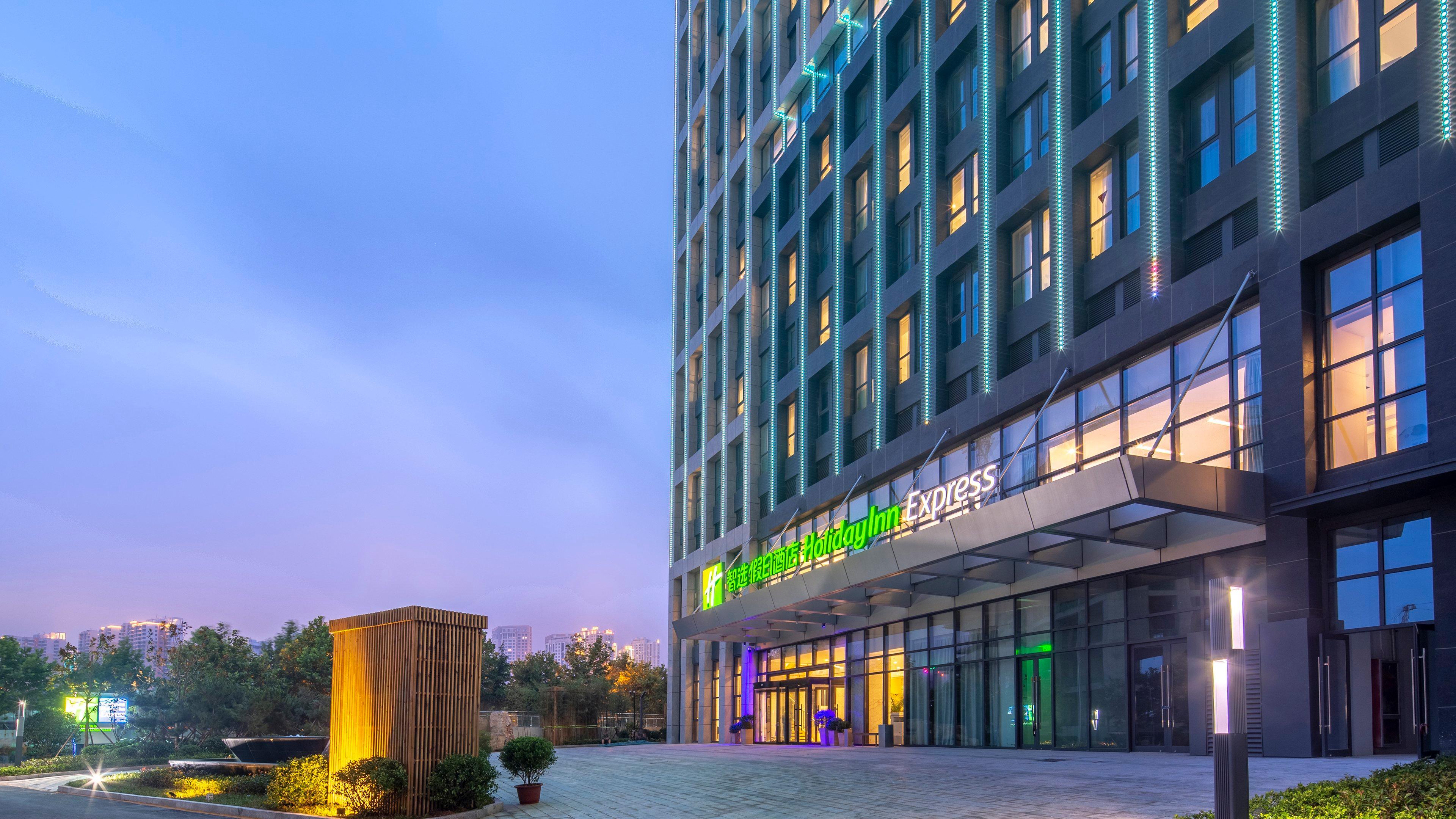 Holiday Inn Express - Qingdao West Coast By Ihg Bagian luar foto