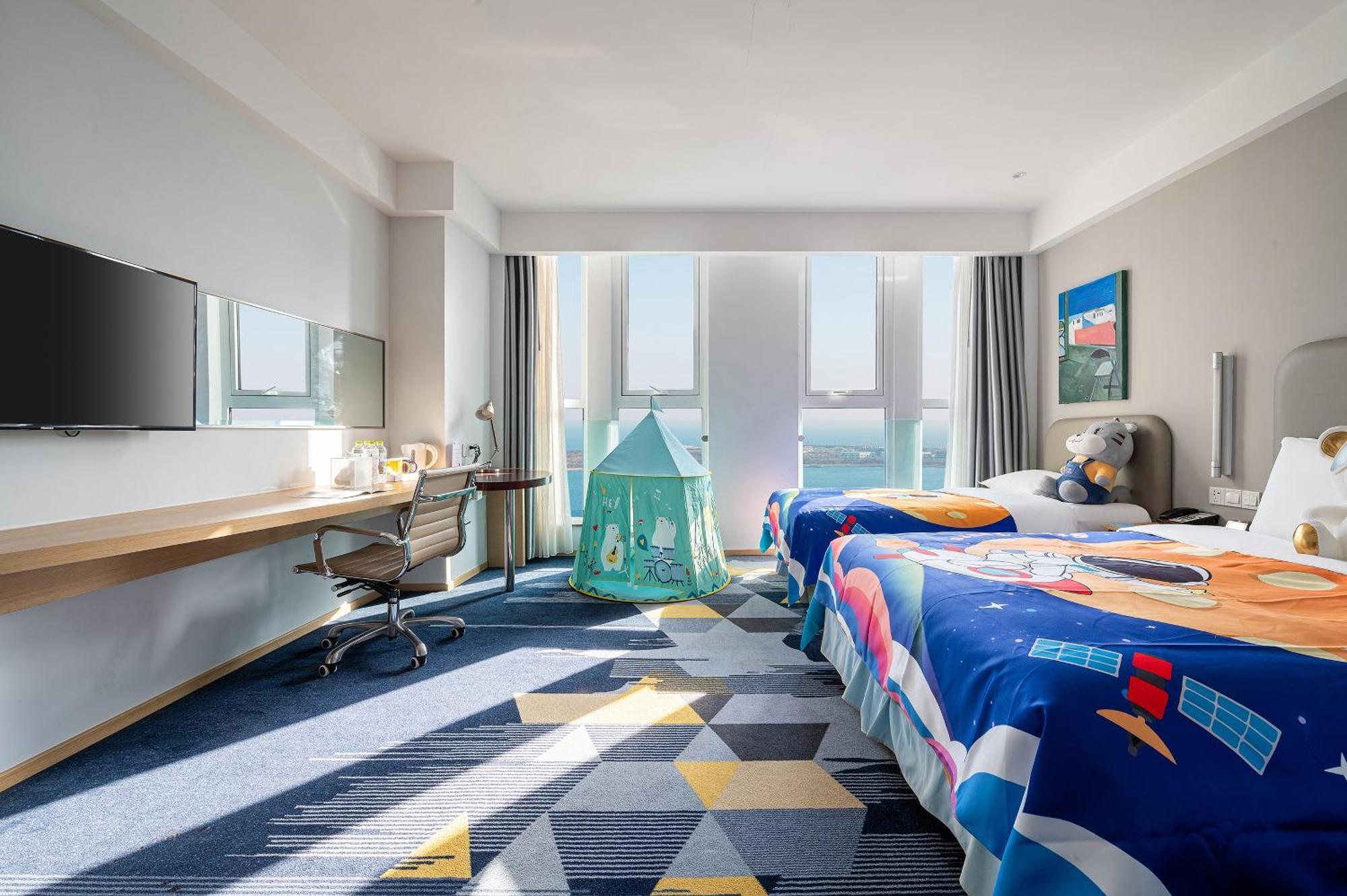 Holiday Inn Express - Qingdao West Coast By Ihg Bagian luar foto