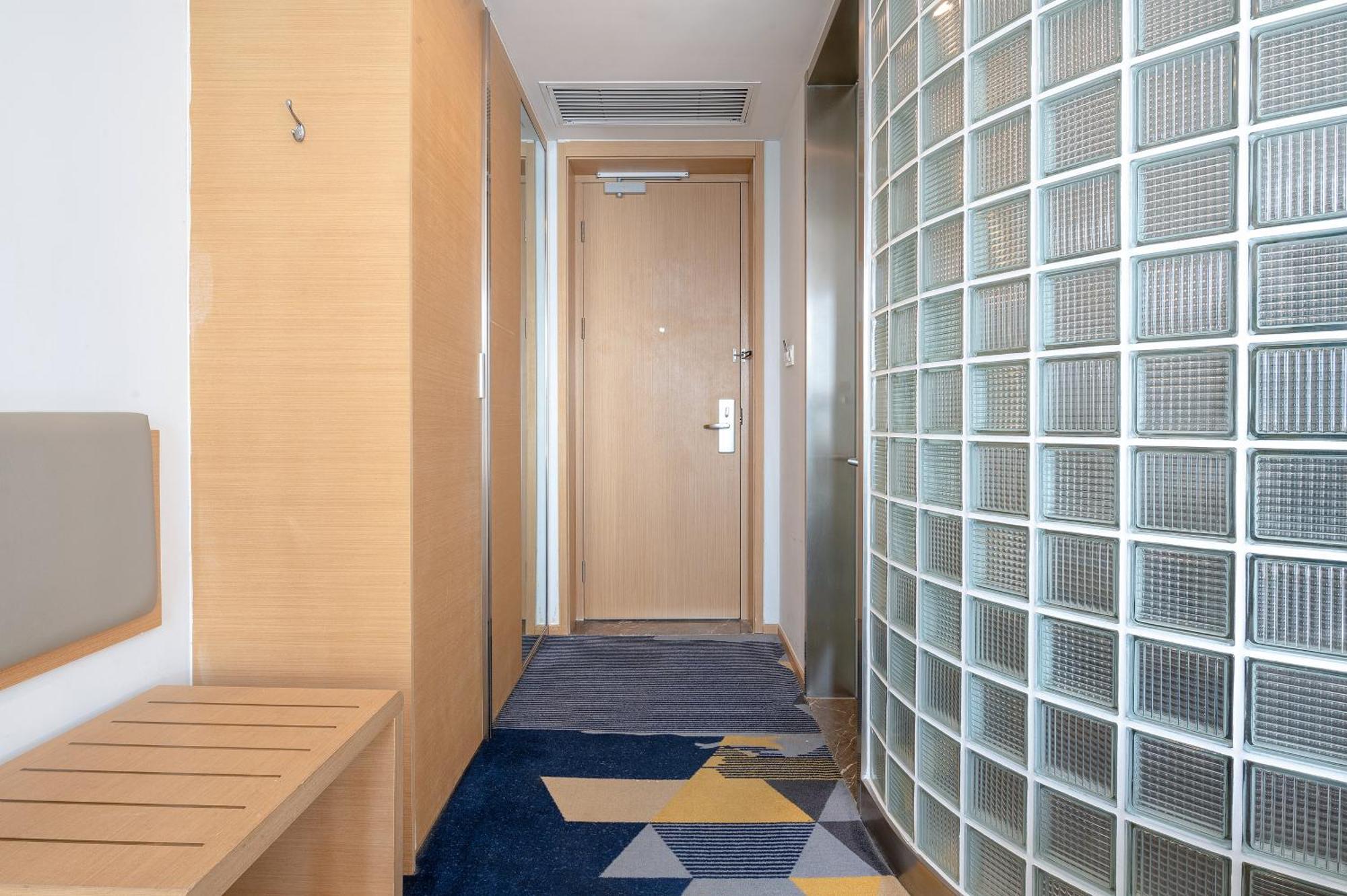 Holiday Inn Express - Qingdao West Coast By Ihg Bagian luar foto
