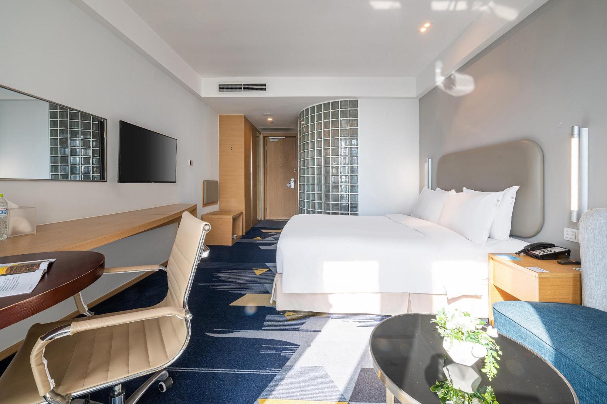 Holiday Inn Express - Qingdao West Coast By Ihg Bagian luar foto