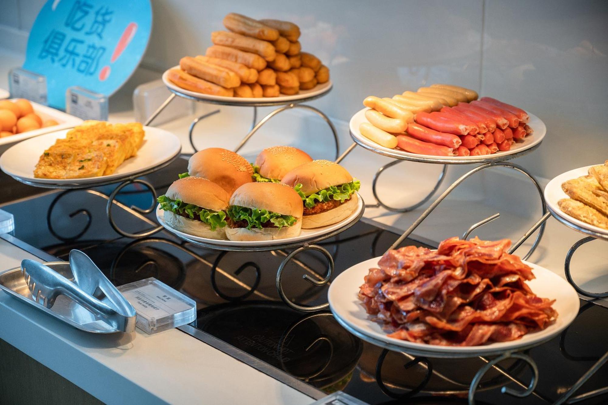 Holiday Inn Express - Qingdao West Coast By Ihg Bagian luar foto