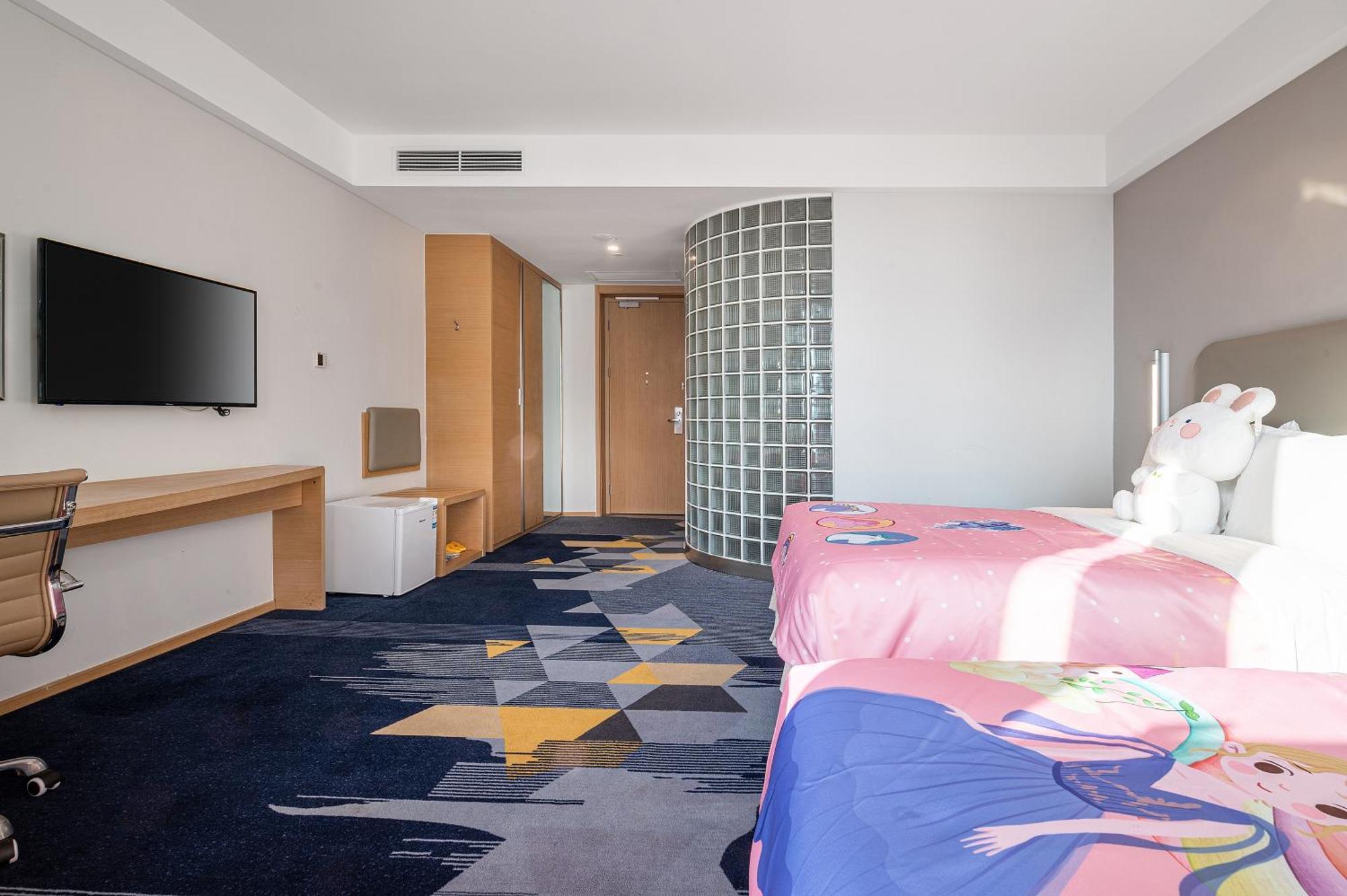 Holiday Inn Express - Qingdao West Coast By Ihg Bagian luar foto